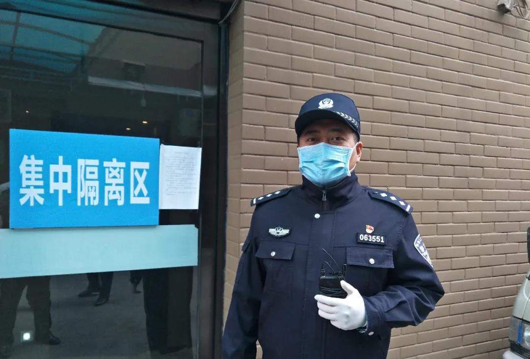 吕梁市离石区公安局民警高伟子承父业，夫妻伉俪共战“疫”